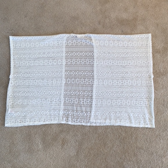 SO Cut Out Open Front Top, Size Large, Off White, *cami not included - Picture 10 of 11